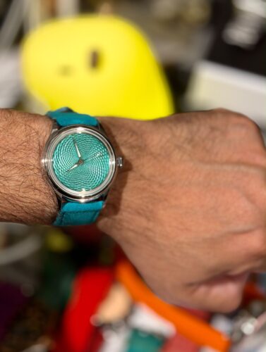Emerald Guilloché photo review